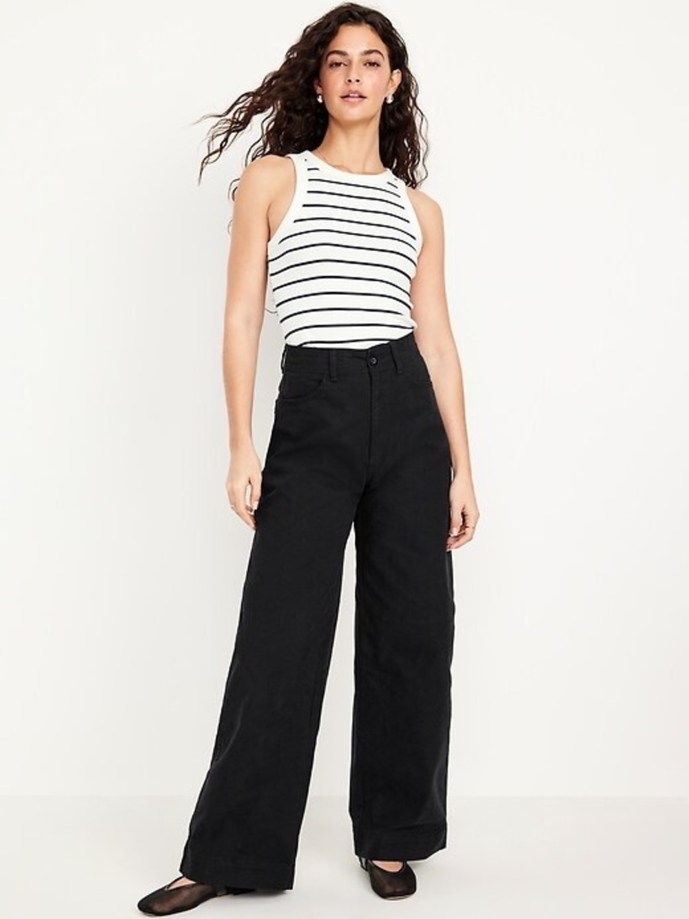 Old Navy Extra High-Waisted Mariner
Wide-Leg Pants in Black | Size 10